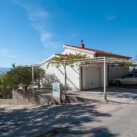 Apartament Niko *