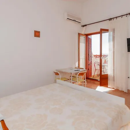 Niko Apartament Pisak