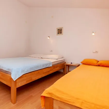 Apartments Niko Pisak